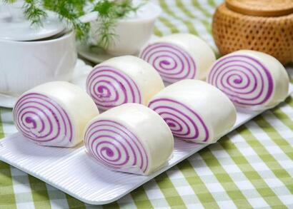 紫薯花卷最简单的做法(紫薯花卷的家常做法)