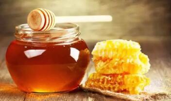 蜂蜜水怎样喝减肥(蜂蜜水怎样喝减肥不伤胃)