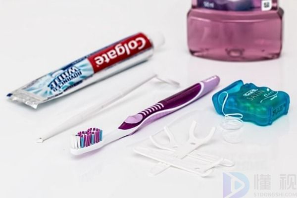 牙膏种类很多应该如何选购(牙膏的选择标准是什么)