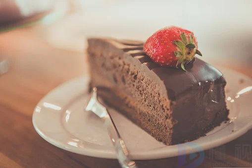 拿破仑蛋糕属于什么类蛋糕(拿破仑蛋糕属于什么类蛋糕类型)