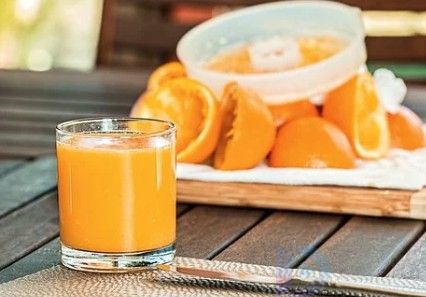 孕妇能喝橙汁饮料吗(孕期可以喝橙汁饮料吗)