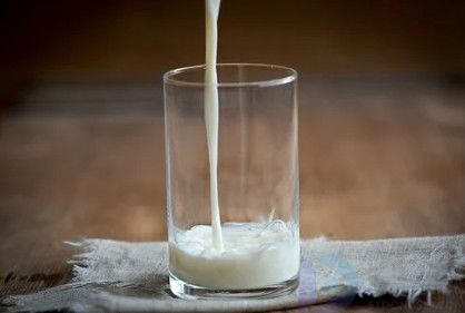 金典纯牛奶如何保存(金典纯牛奶的保质期)